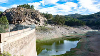 Staumauer des Presa de los Hornos