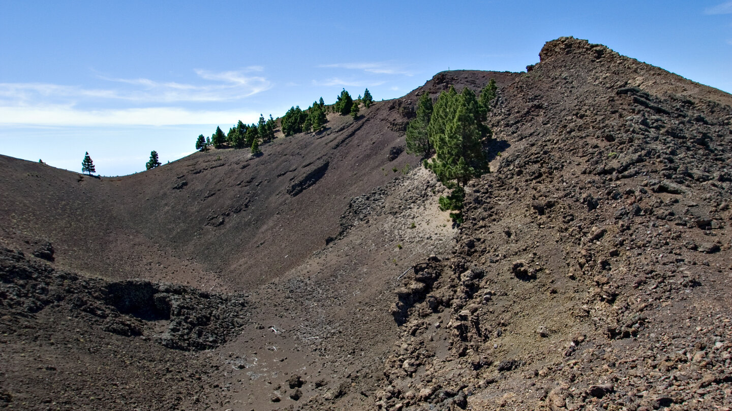 La Deseada ist der höchste Berg der Cumbre Vieja auf La Palma La Deseada ist der höchste Berg der Cumbre Vieja auf La Palma