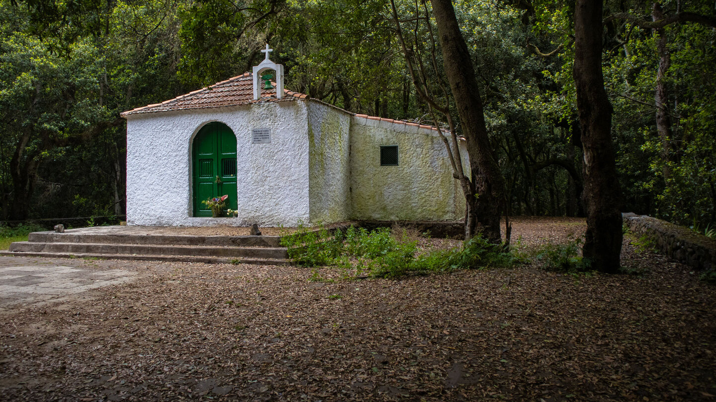 die kleine Kapelle Ermita de Lourdes im Barranco del Cedro