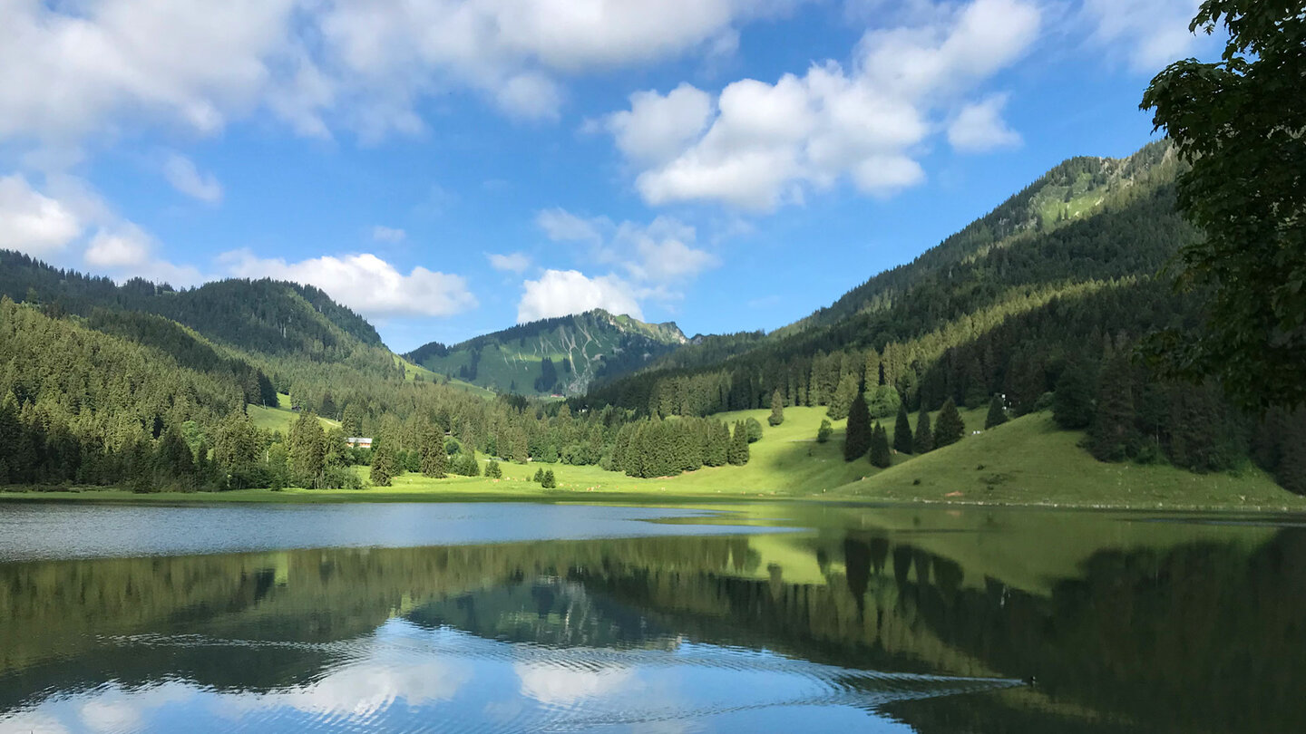 Blick über den Spitzingsee