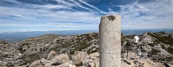 Panorama an der Gipfelsäule des Pico Mágina