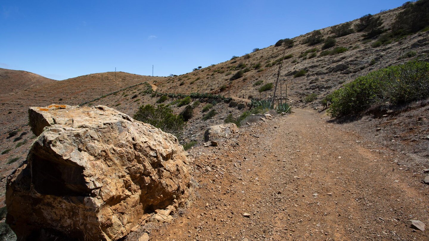 der Wanderweg SL FV 29 führt zur Passhöhe Degollada de Marrubio