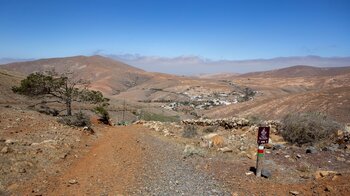 Ausblick vom Marrubio-Pass auf den Ort Betancuria