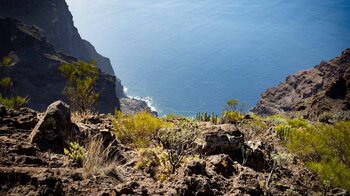 Küstenblick vom Endpunkt der Wanderung Abache-Steig