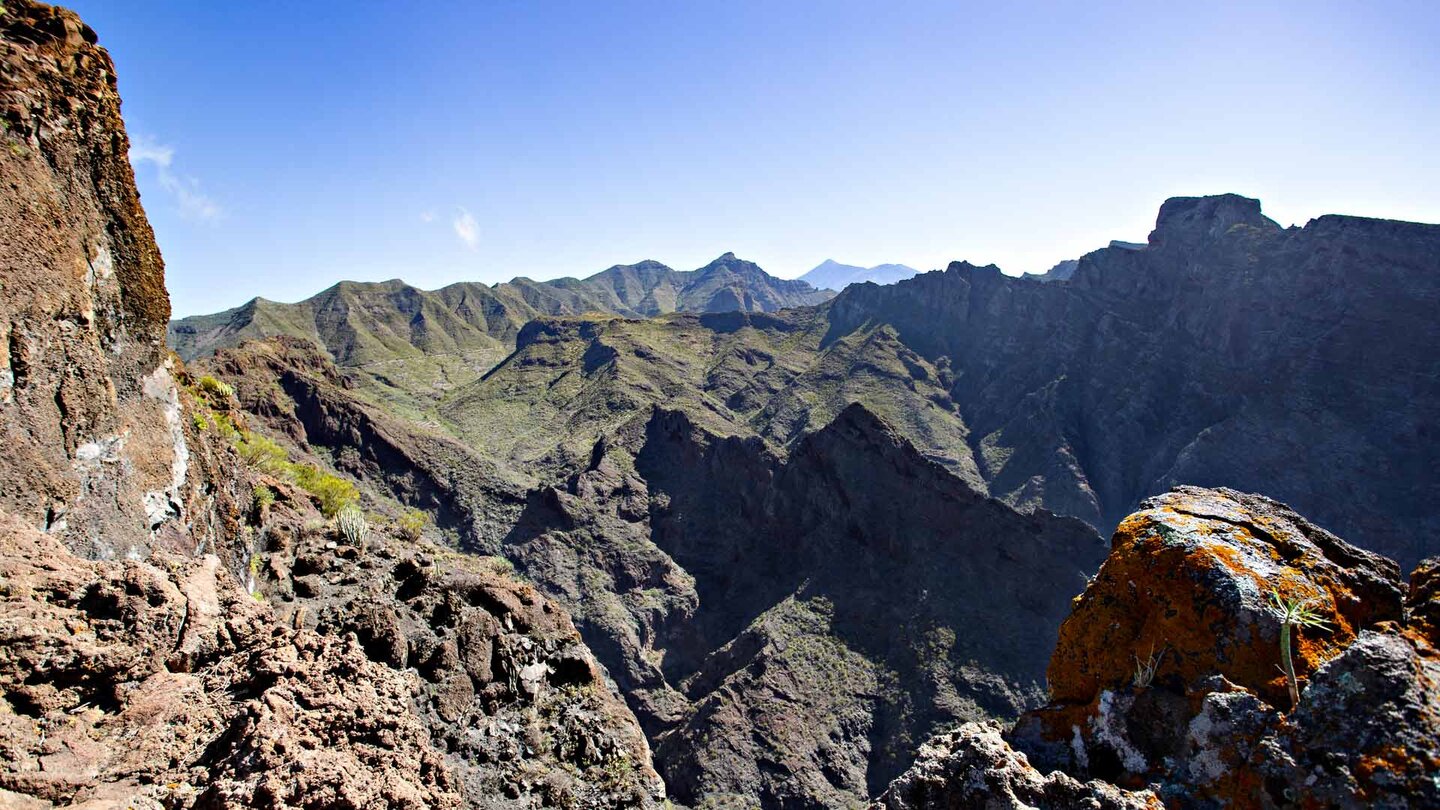 Panoramablick über das Teno-Gebirge auf der Wanderung Abache-Steig