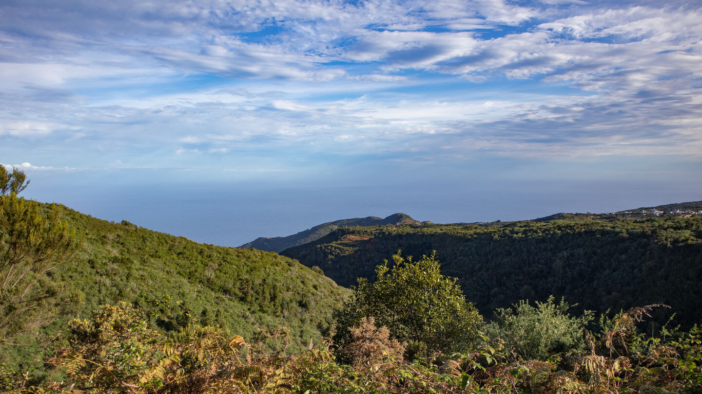 Blick Richtung Erjos vom Wanderweg entlang der Pista Monte del Agua