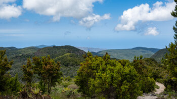 Ausblick über Bergrücken und Schluchten des Nationalpark Garajonay