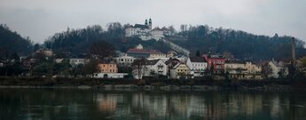 Kloster Mariahilf hoch über der Stadt Passau Kloster Mariahilf über Passau