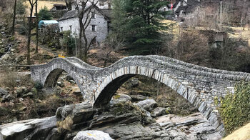 Ponte dei Salti in Lavertezzo
