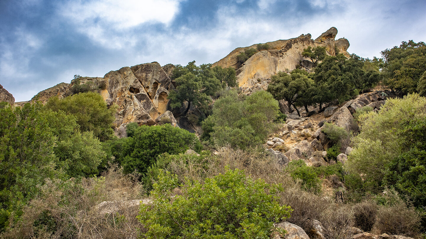 Ausblicke auf die Karstfelsen bei Jimena de la Frontera