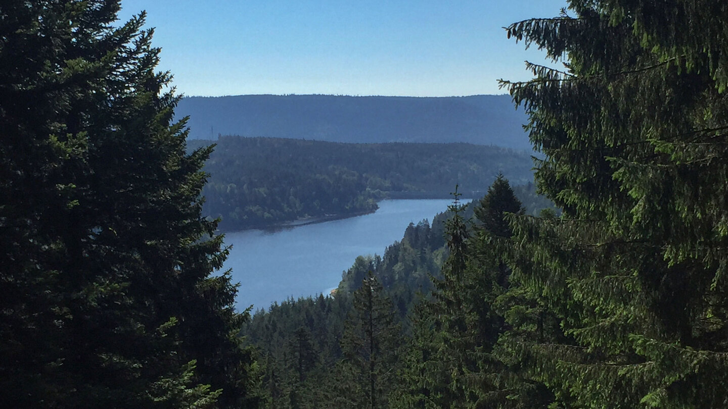 Blick auf die Schwarzenbachtalsperre