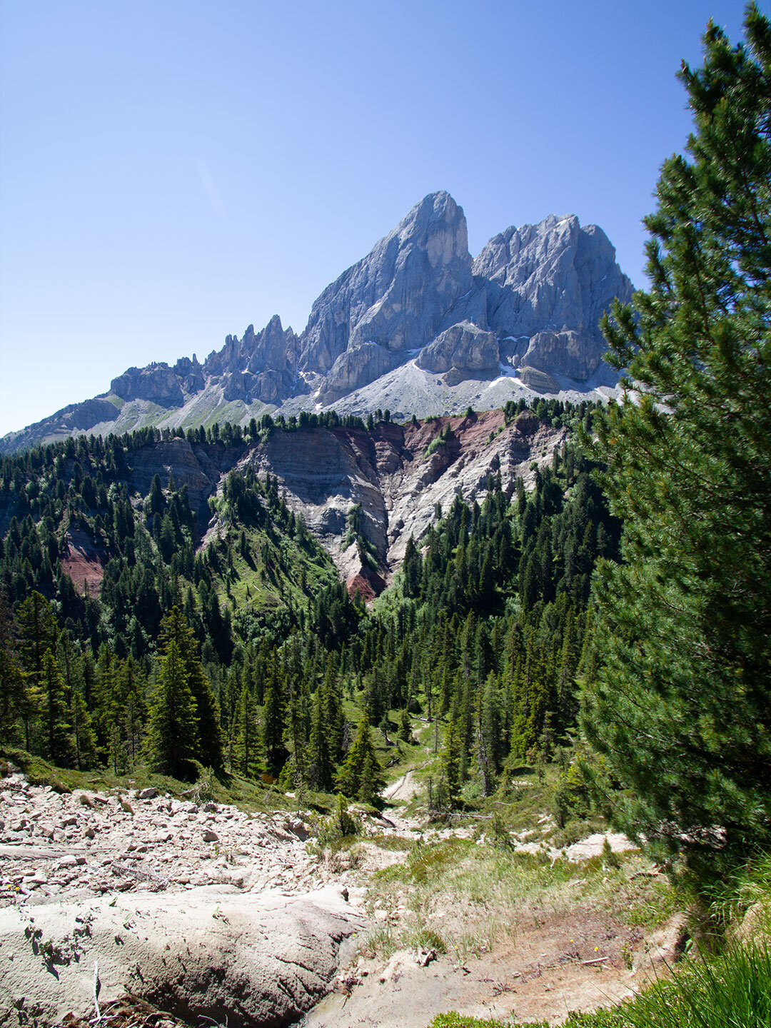 Blick vom Würzjoch zum Peitlerkofel Blick vom Würzjoch zum Peitlerkofel