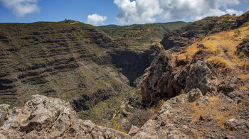 Steilwand am Talende der Schlucht Barranco del Agua