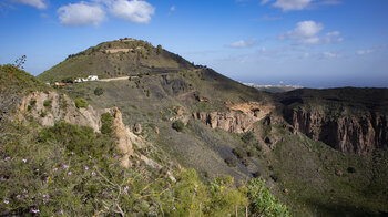 Blick zum Pico de Bandama und bis zur Küste