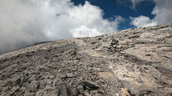 Wanderweg im Gipfelgebiet des La Maroma