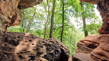 Felsenfenster am Felsentor bei den Altschlossfelsen