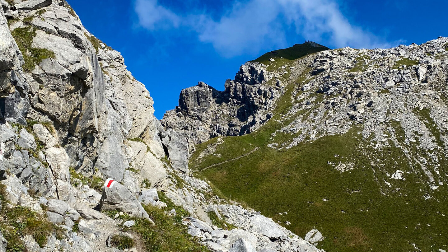 zunächst geht es hinauf auf den Augstenberg Aufstieg auf den Augstenberg
