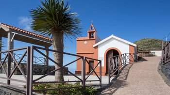 Kirche der Wanderung in Taborno