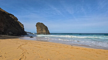 Blick auf den Roque del Morro am Playa de Cofete