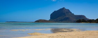 Le Morne Brabant vom La Prairie Beach