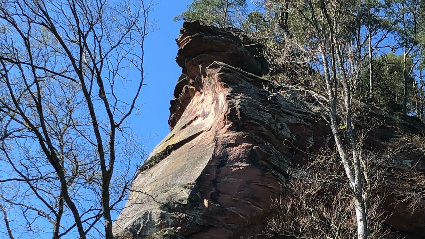 Blick zur Spitze des Wolfsfelsens