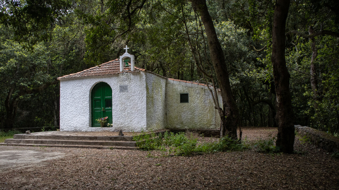 die Kapelle Ermita de Nuestra Señora de Lourdes im Garajonay Nationalpark die Kapelle Ermita de Nuestra Señora de Lourdes im Garajonay Nationalpark