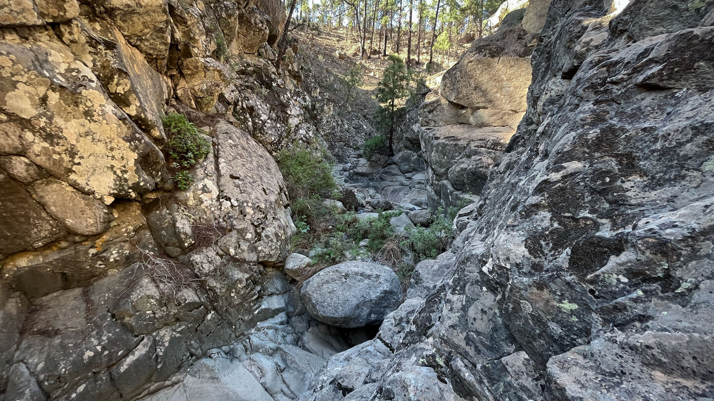 Verlauf der Yedras Schlucht nahe der Abbruchkante