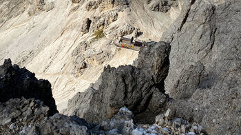 die Grassleitenpasshütte vom Klettersteig