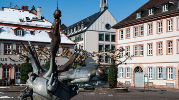 Sebastian Münster Brunnen am Karlsplatz in Heidelberg