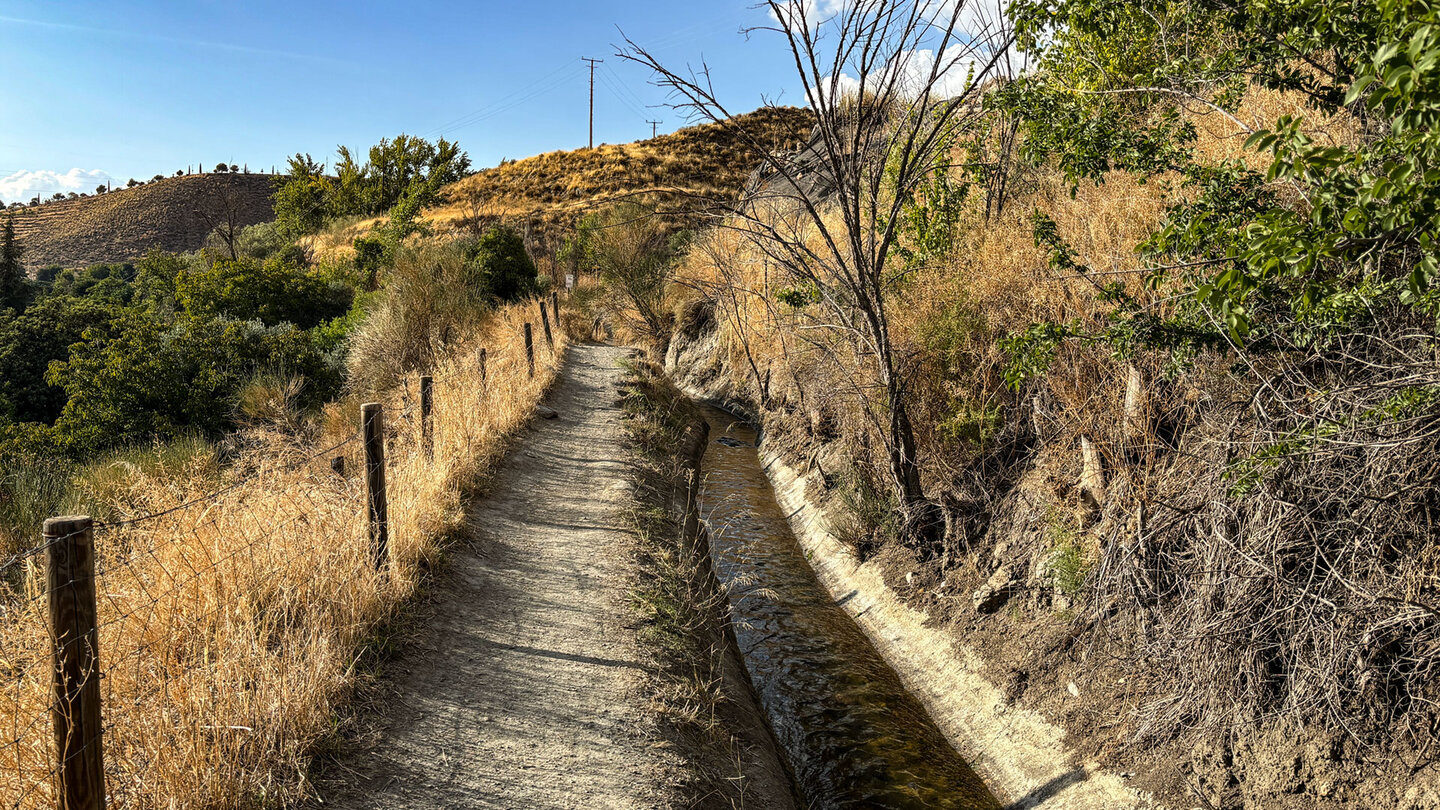 Wasserkanal am Sendero de San Antón in Monachil
