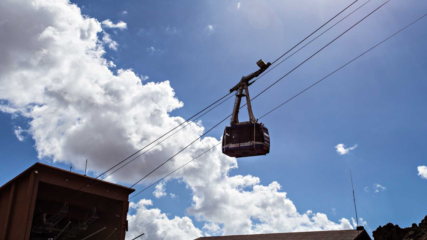 Gondel am Teleférico del Pico de Teide im Teide Nationalpark auf Teneriffa die Teide-Seilbahn im Teide Nationalpark auf Teneriffa