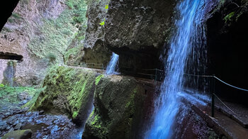 Wasserfälle am Weg der Levada Nova auf Madeira