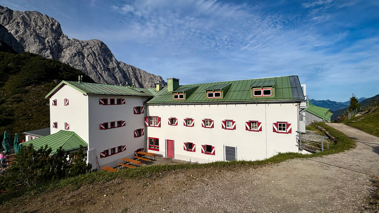 das Stripsenjochhaus