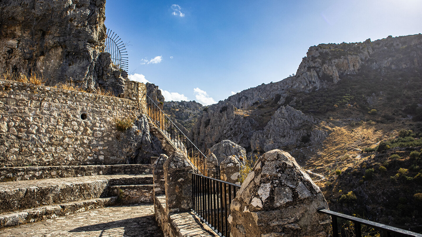 Aussichtspunkt an der alten Stadtmauer von Zuheros