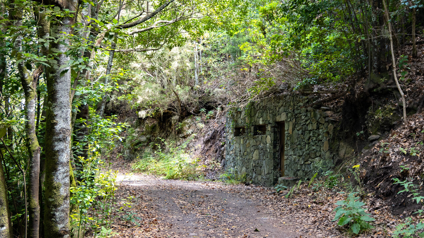 Wasserstollen im Monte des Agua