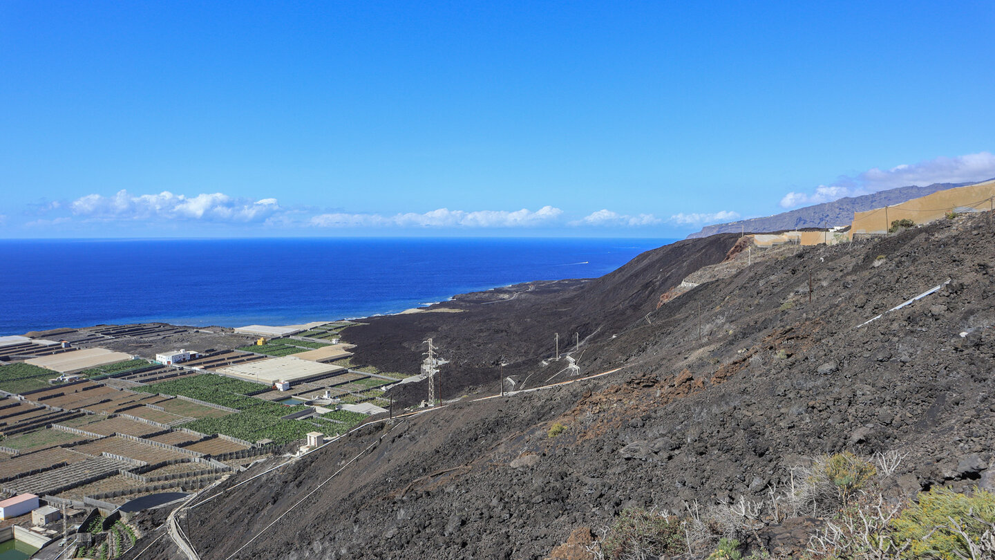 die beiden Lavaflüsse des Volcán Tajogaite ergossen sich bis in den Atlantik bei La Palma