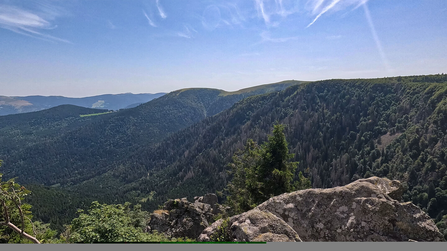 Panorama am Aussichtspunkt der Spitzenfelsen Panorama am Aussichtspunkt der Spitzenfelsen