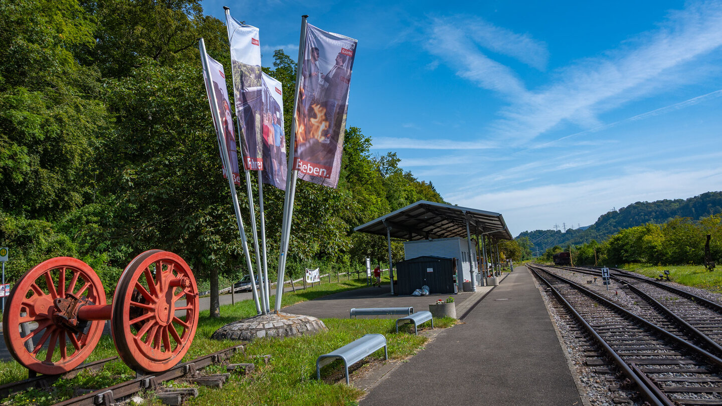 am Bahnhof Weizen im beginnt und endet die Sauschwänzlebahn