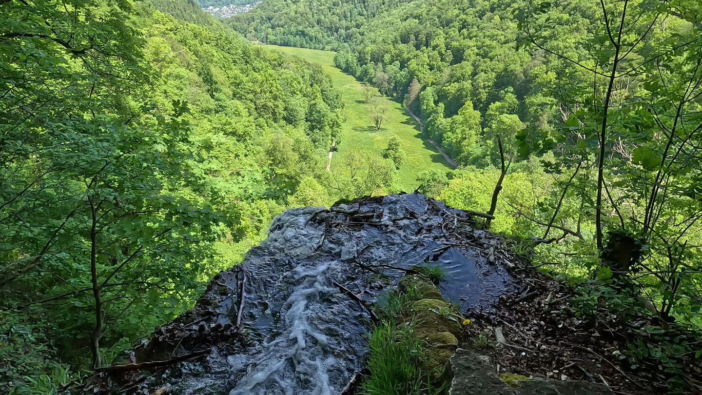 der Brühlbach bildet den Uracher Wasserfall