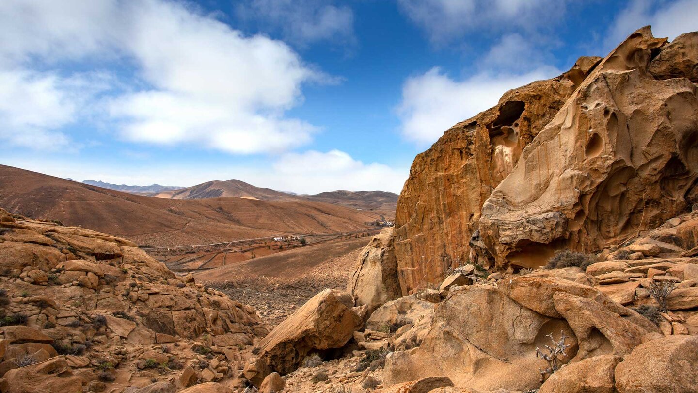 schroffe Felslandschaft bei Las Peñas