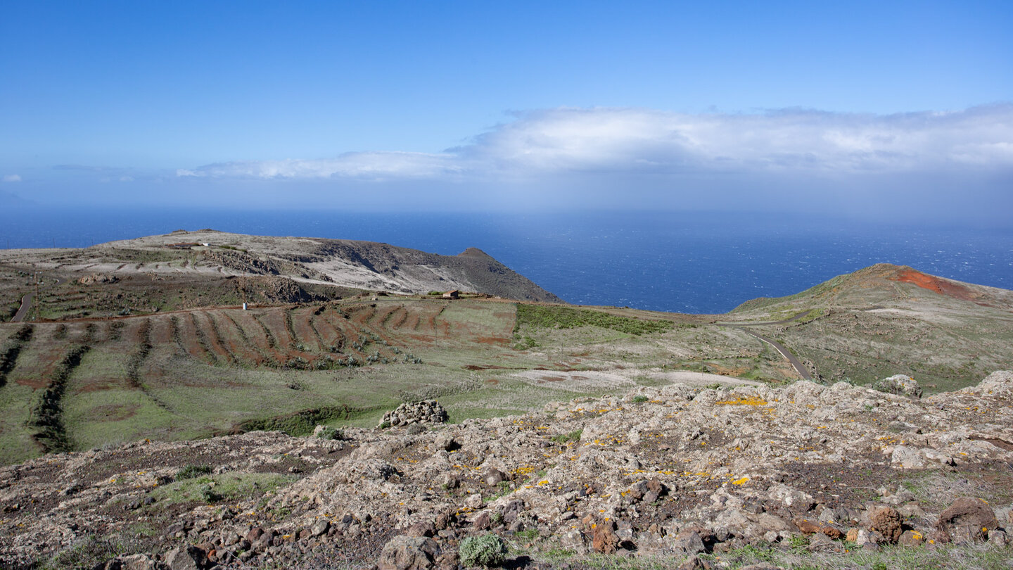 Blick über das Hochplateau Teno Alto bis auf den Atlantik