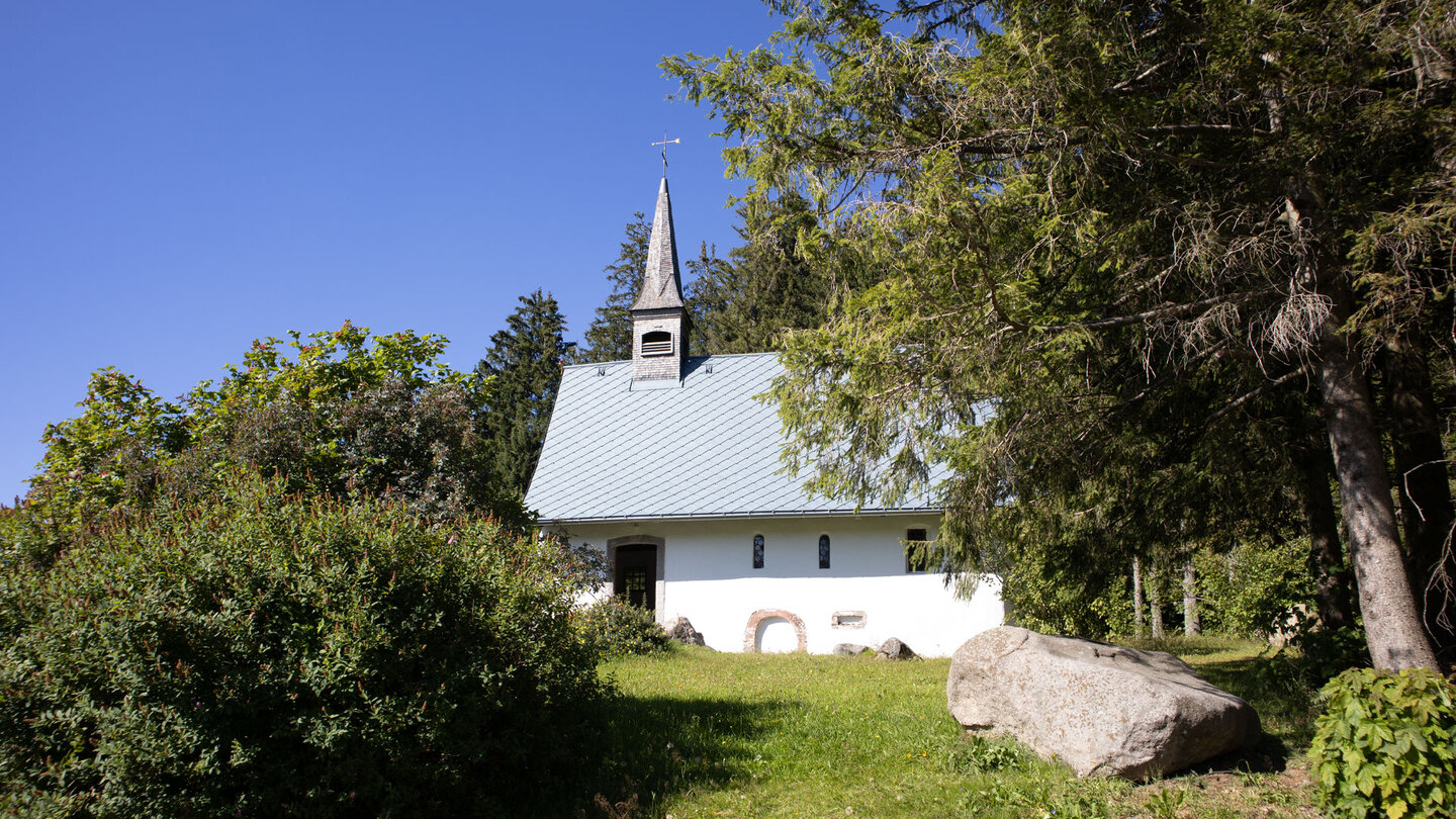 die Martinskapelle mitten im Hochschwarzwald