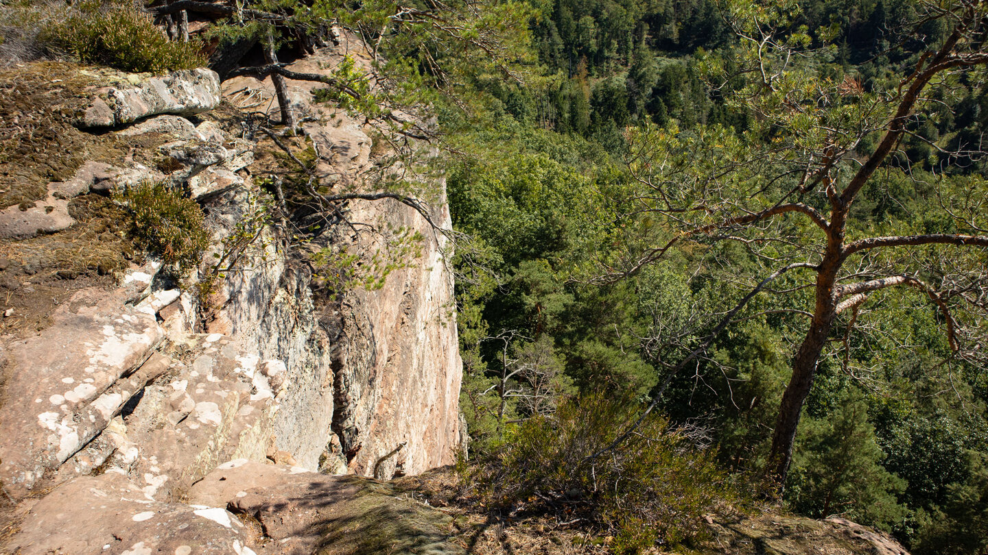 Steilwände am Hochstein-Massiv