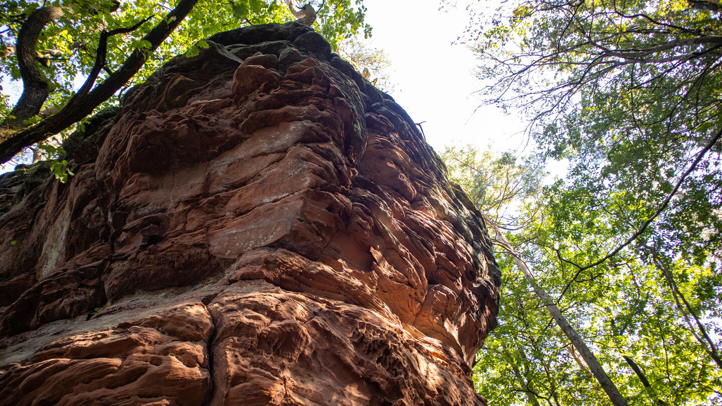 Sandsteinformation am Abzweig zum Hochstein Sandsteinformation am Abzweig zum Hochstein