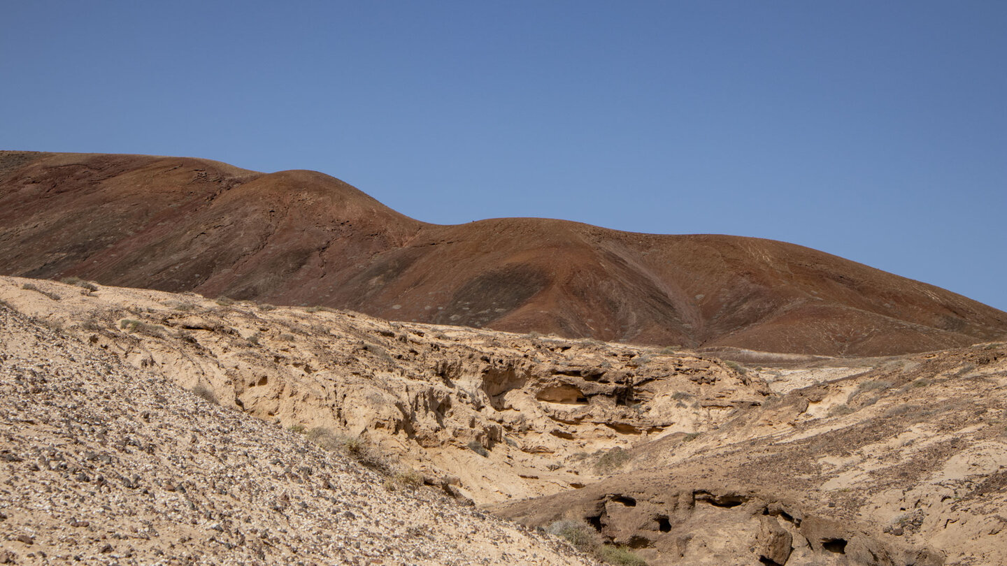 Blick landeinwärts zum Aguja Chica