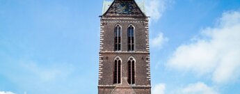 Spitze des Turms der St.-Marien-Kirche in Wismar