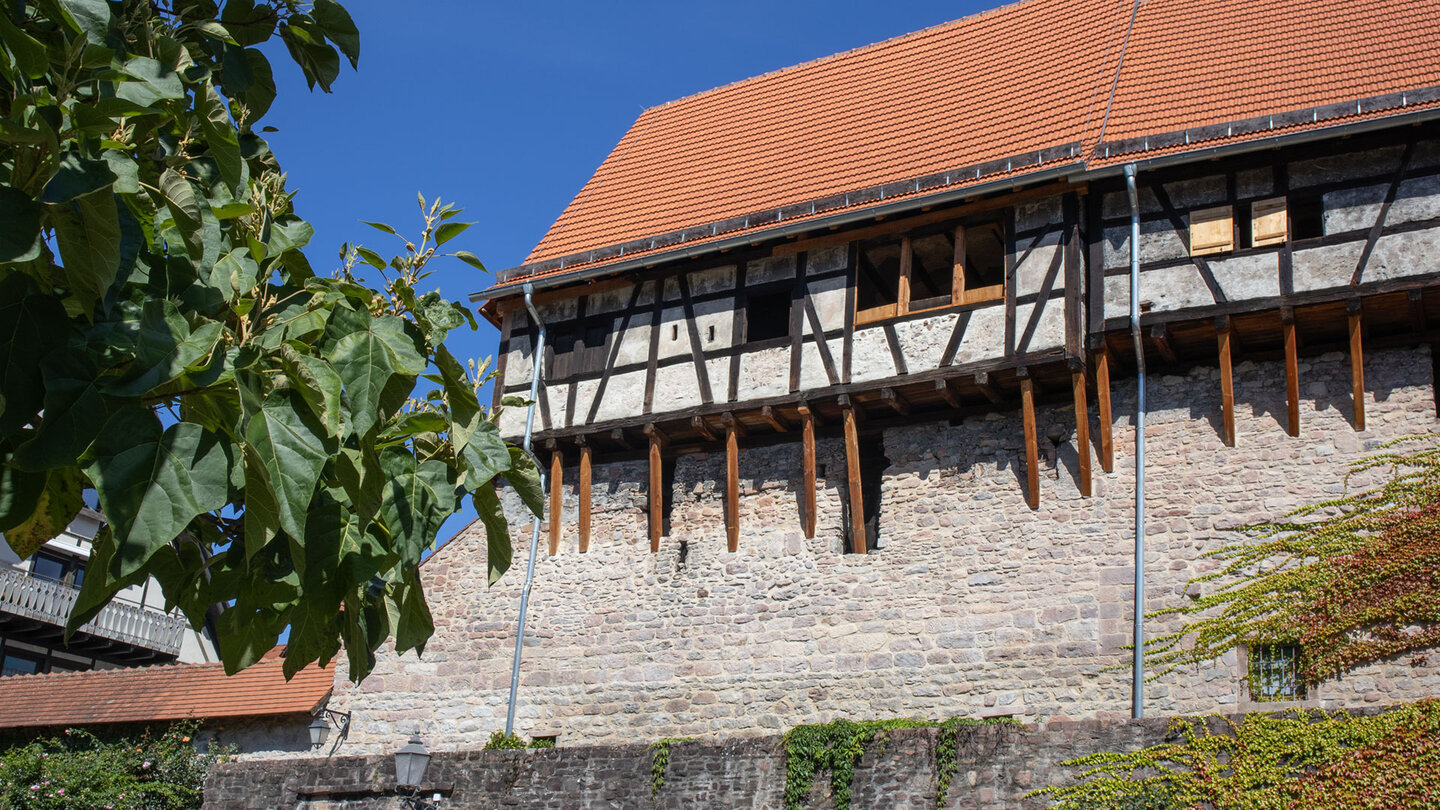 die Zehntscheuern an der alten Stadtmauer von Gernsbach