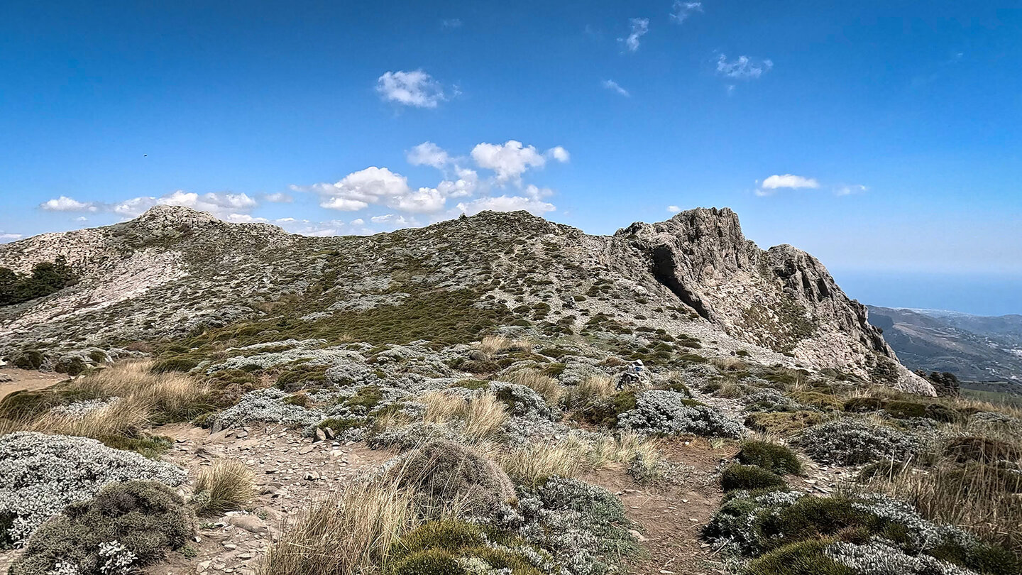 Ausblick Cerro Tacita de Plata am Weg zum La Maroma oder Pico Tejeda Blick Cerro Tacita de Plata - Weg zum La Maroma oder Pico Tejeda