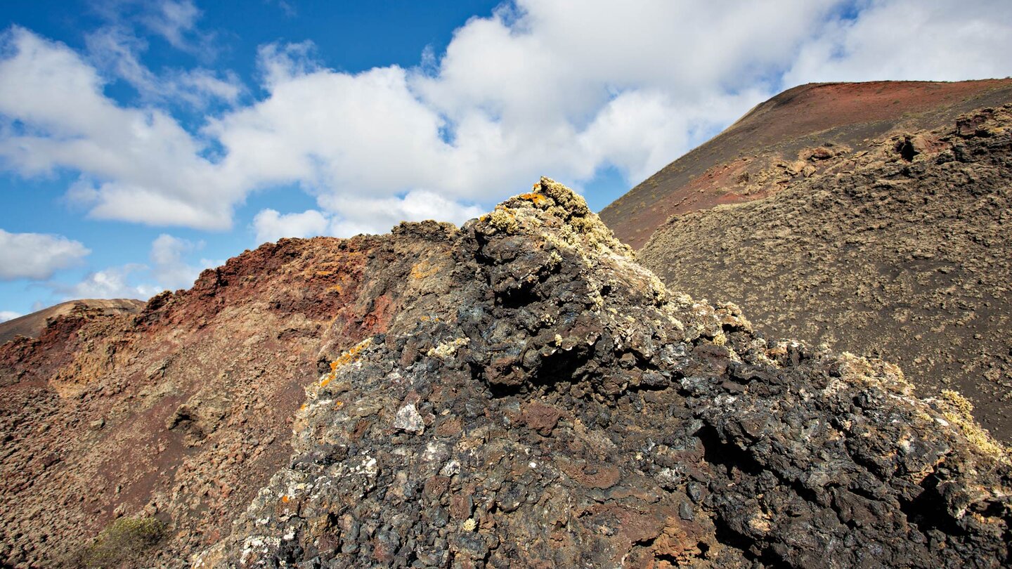 ein Nebenkrater des Montaña del Señalo ein Nebenkrater des Montaña del Señalo auf Lanzarote
