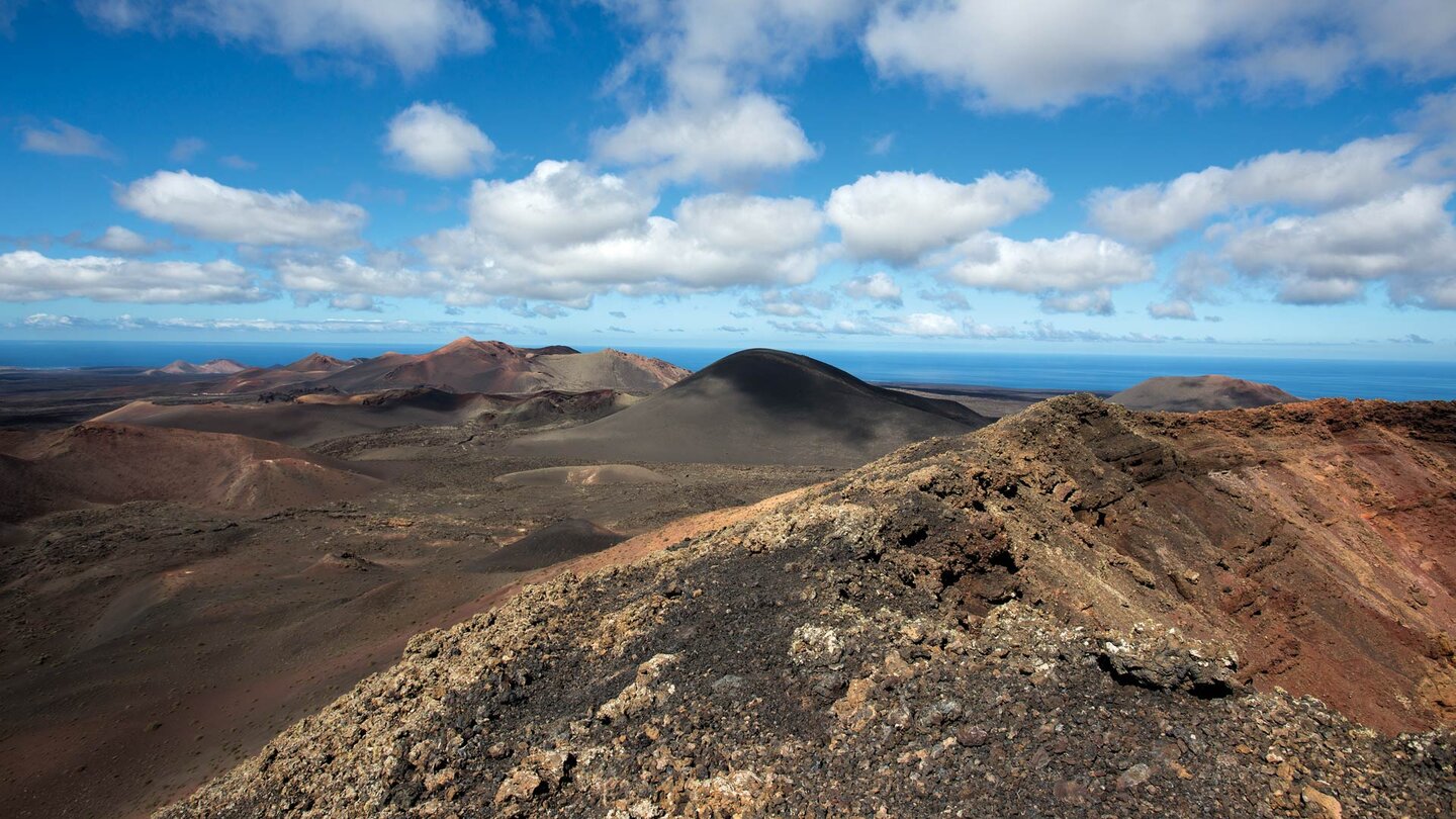 Blick vom Montaña del Señalo zum Timanfaya Nationalpark auf Lanzarote